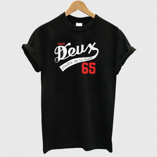 Deux Athlete De La Plage T Shirt